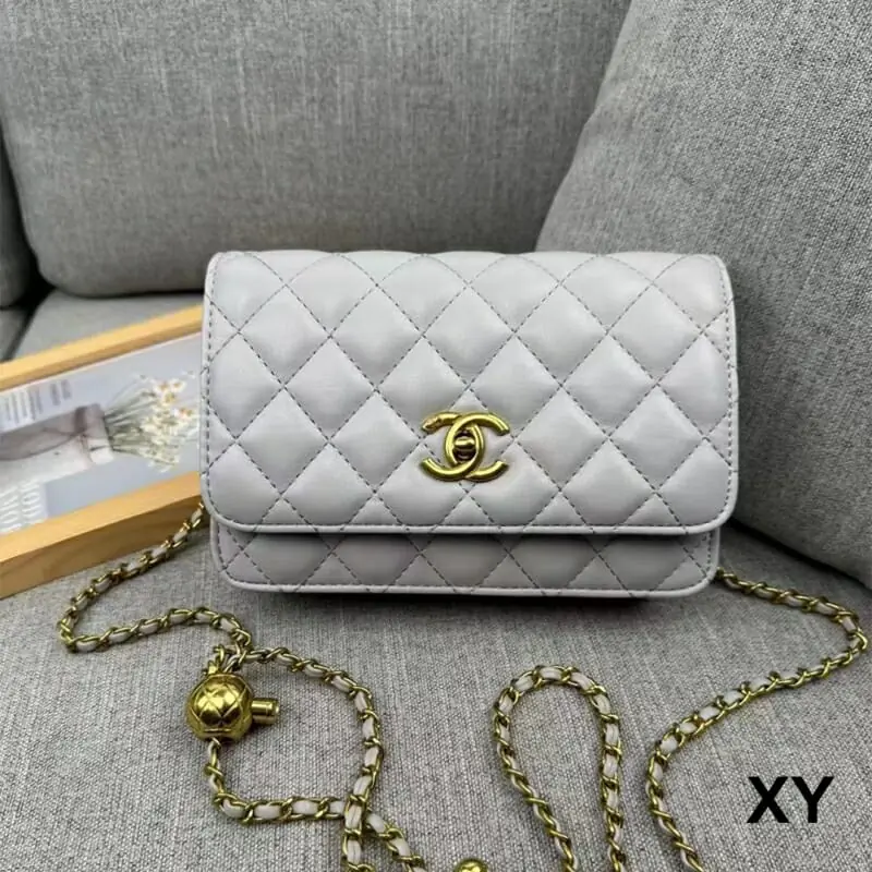 chanel mini sac a main pour femme s_1240412